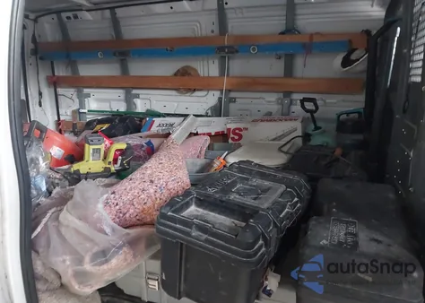 2014 Ford E-250 Commercial from USA, damaged, VIN 1FTNE2EWXEDA62571